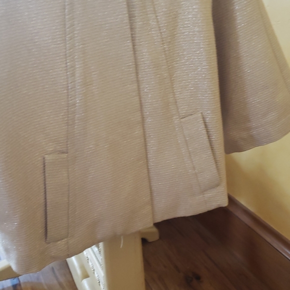 Jacket - Picture 4 of 5